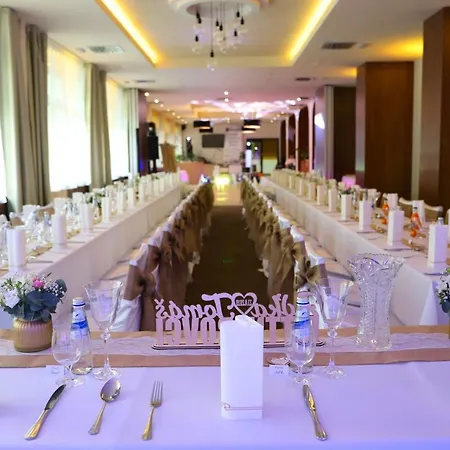Rezident Hotell
