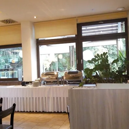 Hotell Rezident 3*