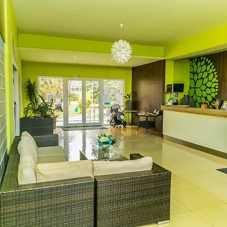 Rezident Hotell